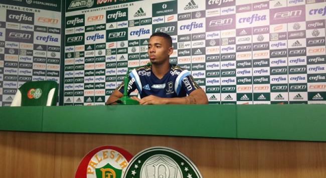 Gabriel Jesus vê demissão de Marcelo Oliveira 'fora de questão'