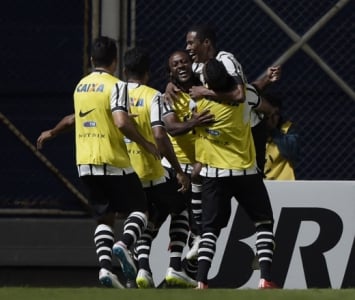 San Lorenzo x Corinthians,(foto:afp)