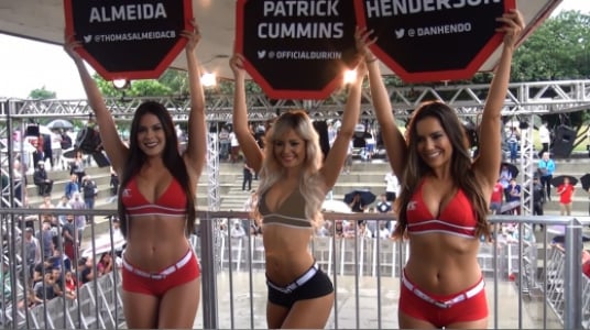 Ring girls do UFC Camila Oliveira, Jhenny Andrade e Luciana Andrade (FOTO: Reprodução)