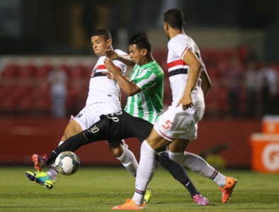 São Paulo 1 x 0 Atlético Nacional no dia 27 de novembro de 2014, pela Copa Sul-Americana, no Morumbi