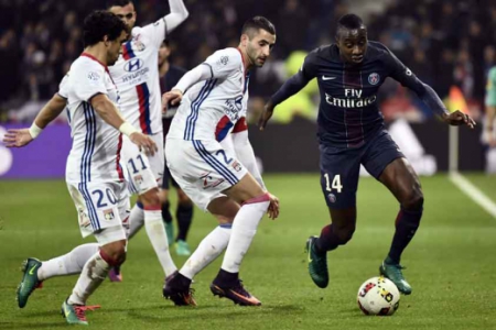 Aurier - Lyon x PSG
