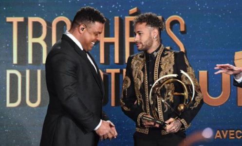 Neymar é eleito o melhor jogador brasileiro que atua fora do país