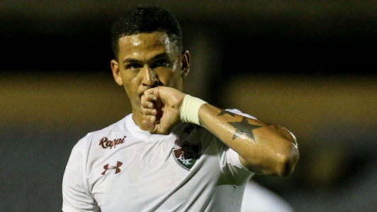 5cbb8b8941b77 É chocolate! Relembre goleadas marcantes do Fluminense no século