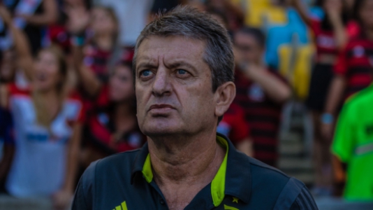 5ca1210b835b2 De Arrascaeta aparece, é decisivo e Flamengo é campeão da Taça Rio