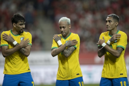 La selección cuenta con una legión de jóvenes que vivieron la 'Neymarmanía' y jugarán el Mundial con su ídolo Celebración - Corea del Sur vs Brasil