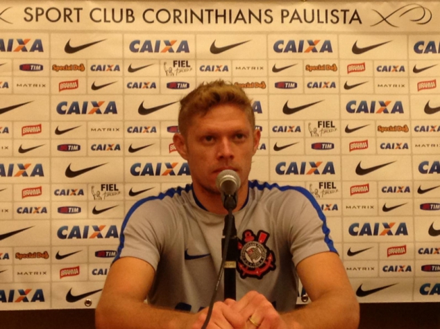 Marlone concedeu entrevista coletiva nesta segunda-feira (Foto: Bruno Cassucci)