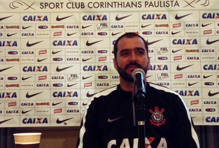 Danilo, do Corinthians, em entrevista coletiva