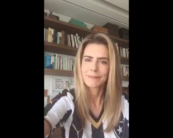 Maitê Proença prometeu ficar nua se o Botafogo subisse (Reprodução)