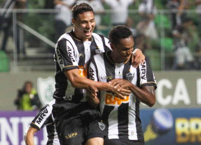 Atletico MG x Ponte Preta - Emerson e Jo (Foto: Gil Leonardi/ LANCE!Press)