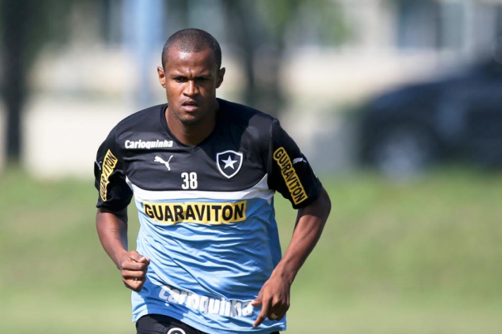 Airton - Botafogo (Foto: Satiro Sodre/SSPress)