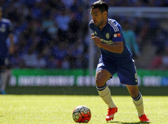 Falcao GarcÃa ainda não se adaptou ao Chelsea (Foto: Ian Kington / AFP)