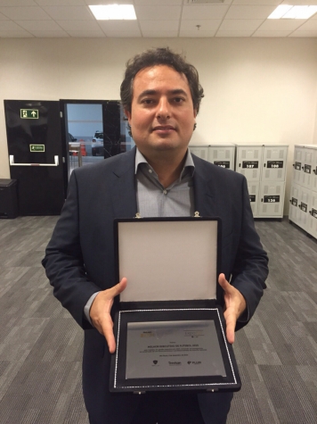 Alexandre Mattos e Edu Gaspar são premiados em evento em Itaquera