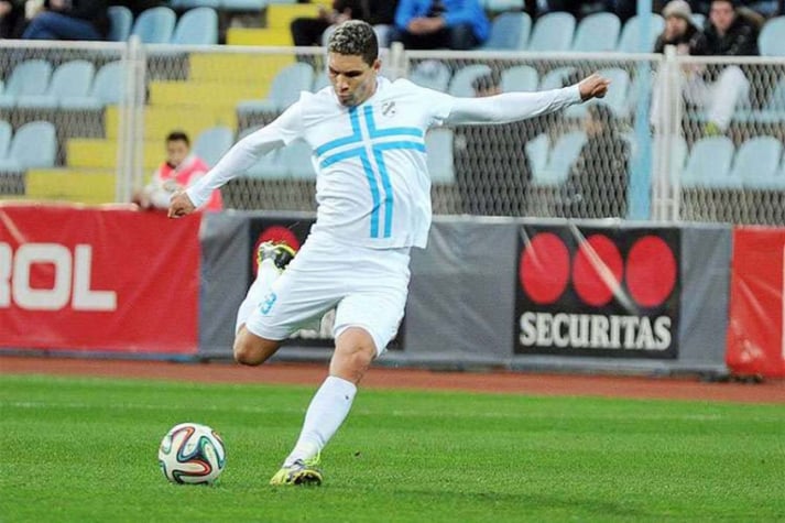 Palmeiras negocia contratação do meia Moisés, ex-Portuguesa