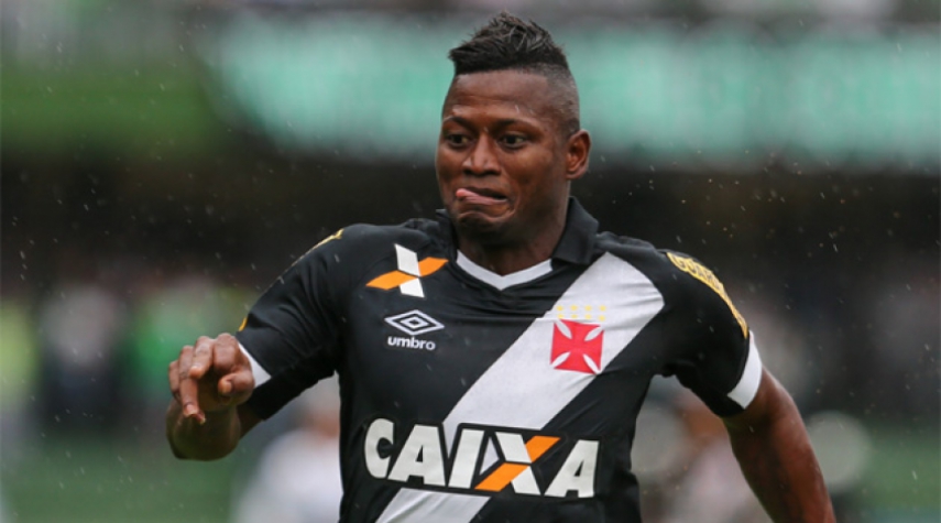 Riascos teve altos e baixos, mas terminou o ano como titular (Foto: Geraldo Bubniak/Lancepress!)