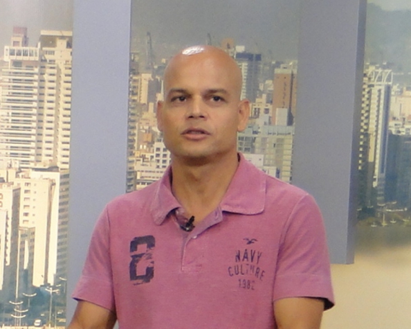 Robert está motivado para comandar pela primeira vez um clube no futebol brasileiro (Foto: arquivo pessoal)