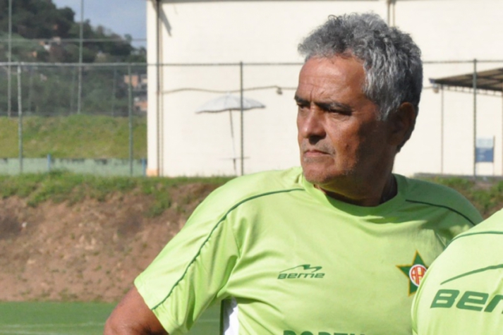 Gaúcho inicia dez coletivos na Portuguesa