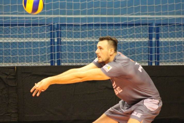 Gavin Schmitt em um de seus treinamentos pelo Funvic/Taubaté (Foto: Rafinha Oliveira/Funvic Taubaté)