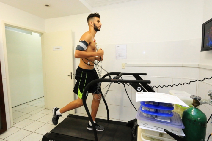 Figueirense realiza exames médicos (Foto: Site oficial Figueirense)