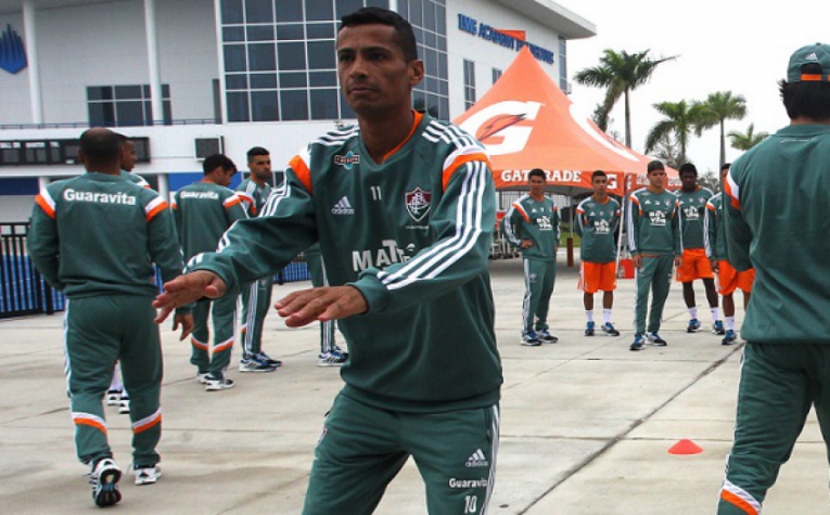 Cícero nos EUA com o Fluminense (Foto: Nelson Perez/Flu)