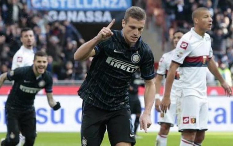 Vidic - Inter de Milão (Foto: EmÃlio Andreoli / AFP)