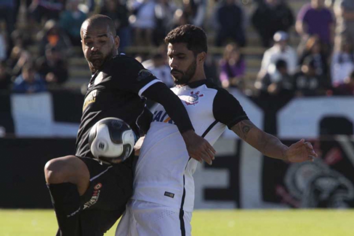 Strikers x Corinthians
