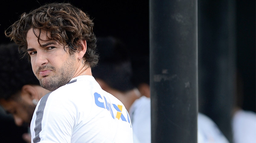 HOME - Treino do Corinthians - Alexandre Pato (Foto: Mauro Horita/AGIF/LANCE!Press)