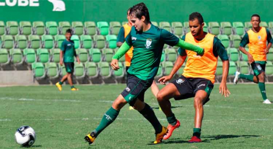 América-MG treina na manhã desta terça-feira (Foto: Carlos Cruz/América)