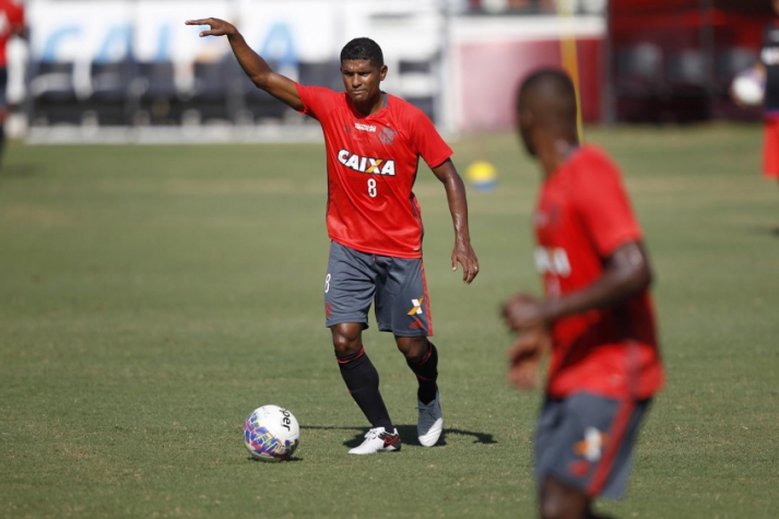 Márcio Araújo, volante do Flamengo (Foto: Gilvan de Souza/Flamengo)