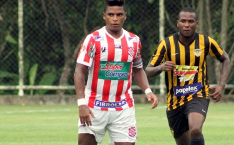 Almir - Bangu (foto:Reprodução/Twitter)