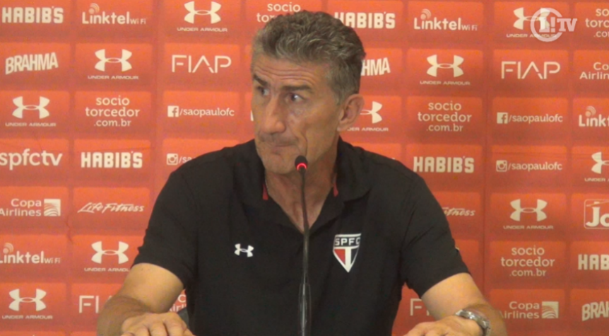 Bauza coletiva garante Lucão poupa Calleri