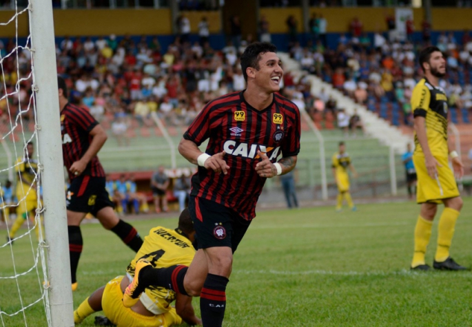 Camisa 29 marcou seu segundo gol com a camisa rubro-negra