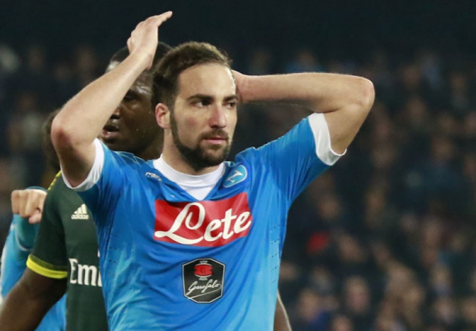 Higuain - Napoli x Villarreal