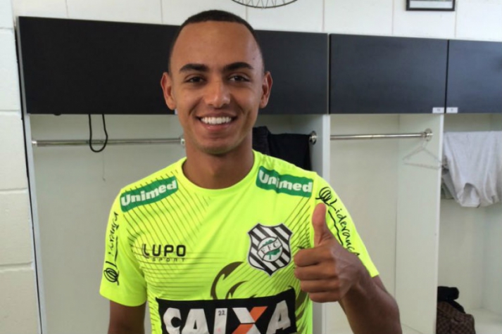 Dodô no CT Orlando Scarpelli (Foto: Divulgação / Figueirense)