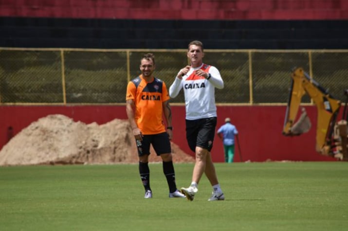 Treino Vitoria Wagner Mancini (foto:Divulgação)
