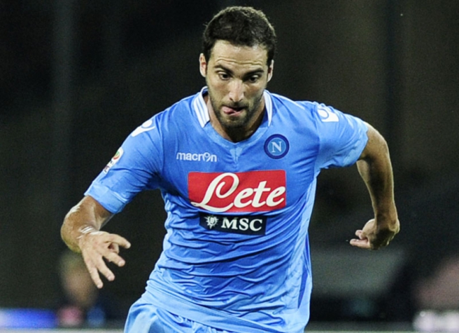 Higuain (Foto: Roberto Salomone/AFP)