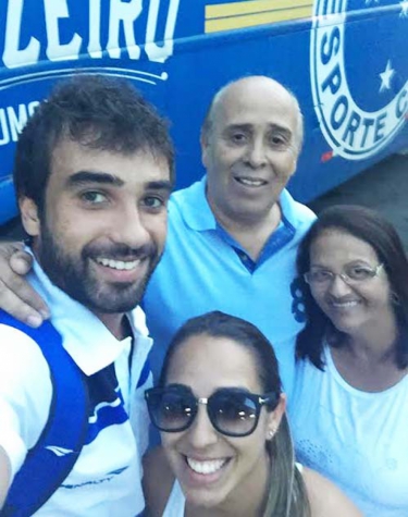 Com presença da família no estádio, Gabriel Xavier comemora estreia e vitória do Cruzeiro (Foto: Reprodução/ Instagram)