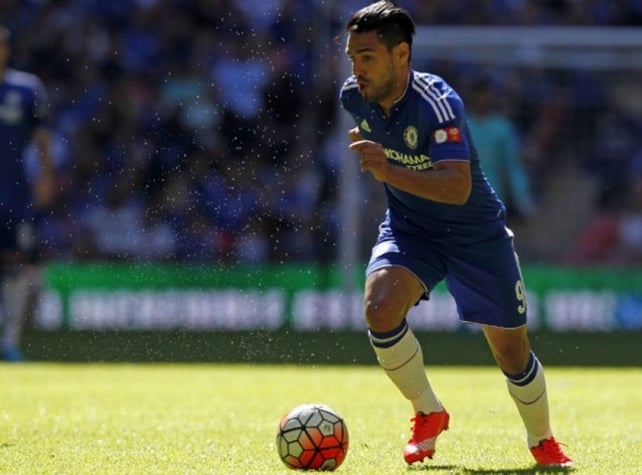 Falcao GarcÃa ainda não se adaptou ao Chelsea (Foto: Ian Kington / AFP)