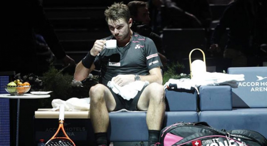 Stan Wawrinka toma cafezinho em Paris