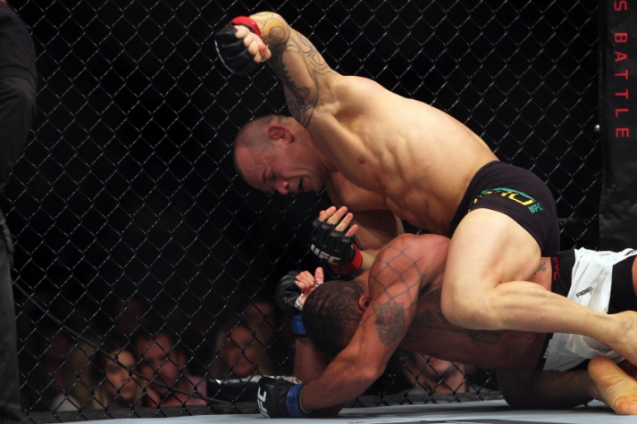 Gleison Tibau venceu Abel Trujillo por finalização (FOTO: Gaspar Nobrega/Inovafoto)