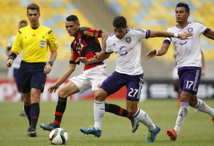 Flamengo derrota o Orlando City no Maracanã (foto:Wagner Meier/LANCE!Press)