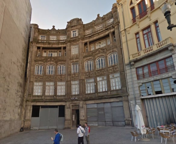 EdifÃcio do Porto (Foto: Google Street View)