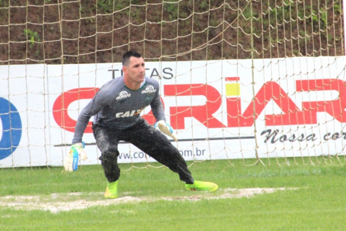 Nivaldo goleiro Chapecoense (Foto: Divulgação/Site Oficial)
