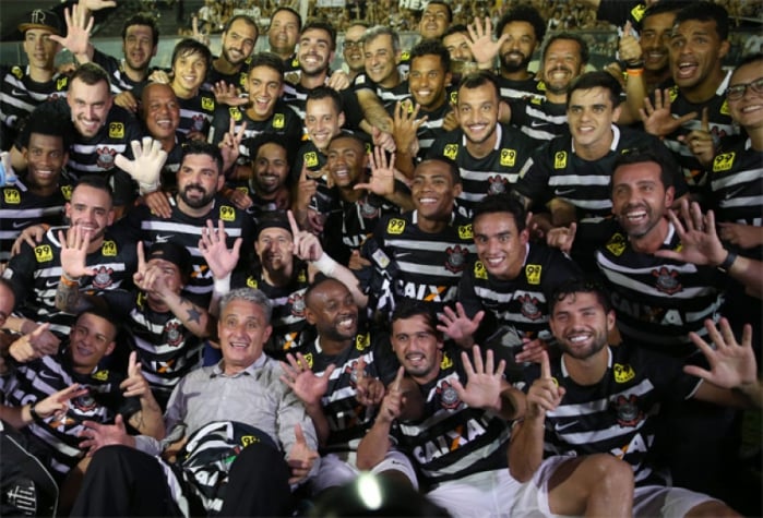 HOME - Vasco x Corinthians - Campeonato Brasileiro - Comemoração do hexa (Foto: Cleber Mendes/LANCE!Press)