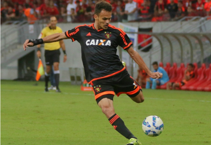 Renê estará em campo contra o Corinthians, neste domingo (Foto: Carlos Ezequiel Vannoni)
