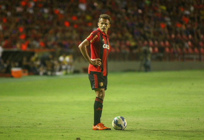 Em quatro temporadas, Renê soma 132 partidas e quatro gols em pelo Sport (Foto: Williams Aguiar)