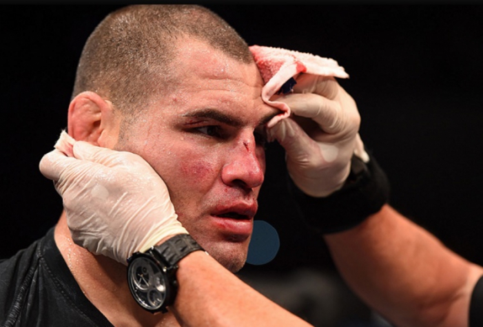 O UFC já anunciou a revanche de entre Werudm e Velásquez para fevereiro de 2016