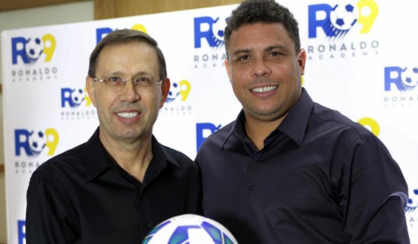 Escolinha de futebol do Ronaldo, Carlos Wizard e Ronaldo