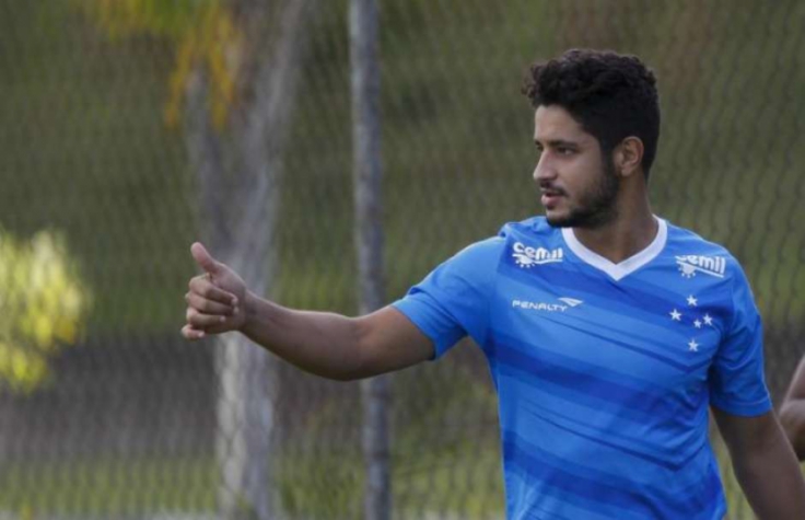 Léo, zagueiro do Cruzeiro (Foto: Washington Alves/Light Press)