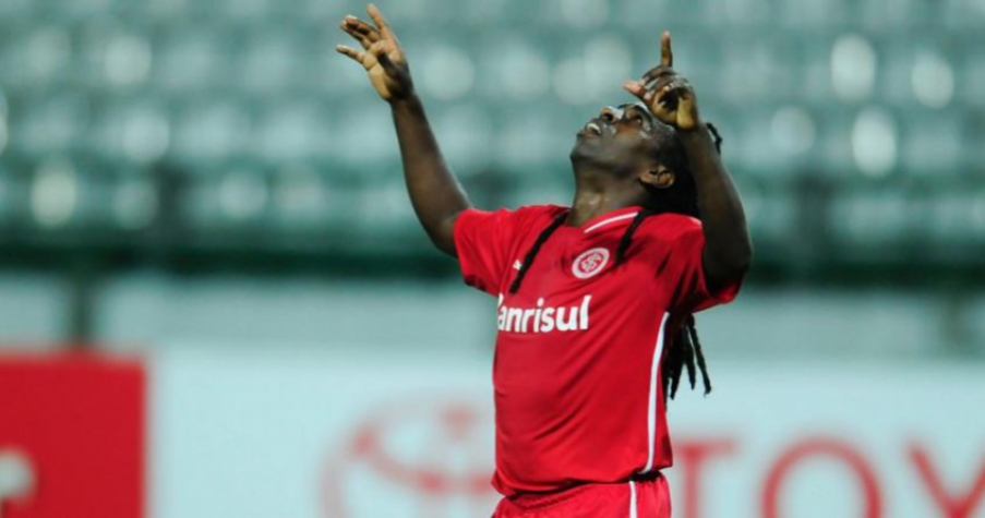 Tinga (Foto: Alexandre Lops/Internacional)