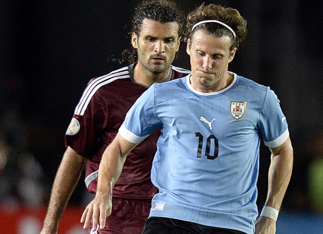Forlán (Foto: Juan Barreto/AFP)